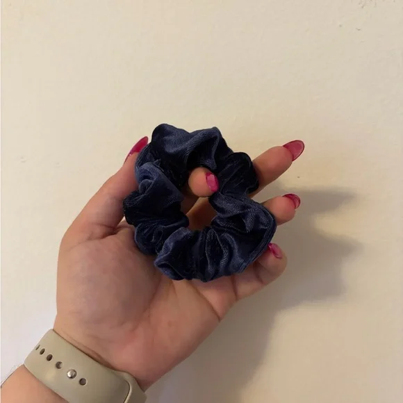 Scrunchie Bundle - Picture 9 of 12